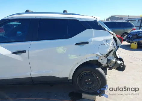 2019 Nissan Kicks S из США, поврежденный, VIN 3N1CP5CU5KL501866